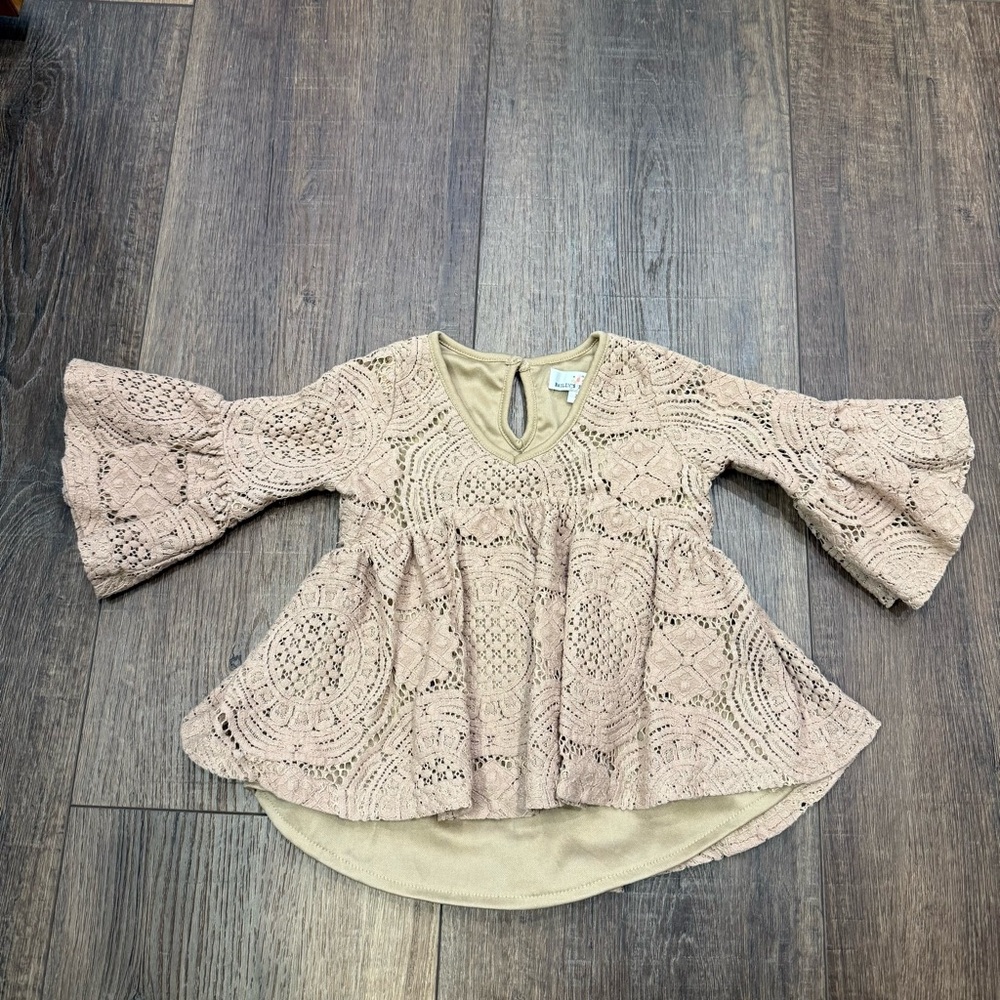 Bailey’s blossom 2T brown lace bell sleeve babydoll top toddler girl boho